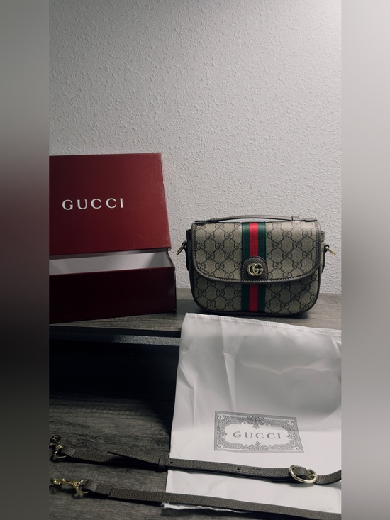 & Other Stories Handbags - Gucci Beige GG Canvas Shoulder Bag with Red and Green Stripe 6’x9’x3’
